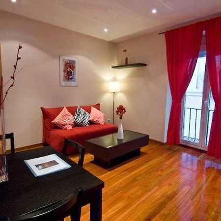 Prado Apartments Мадрид Екстериор снимка